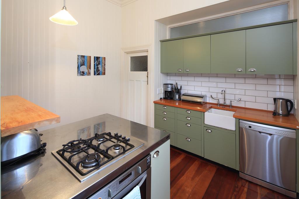 Crescent Villa - Stay Waiheke Ostend Экстерьер фото